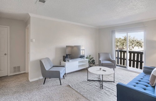 Midland Condo | Equipped Kitchen Great Loc Golf Courses Nearby