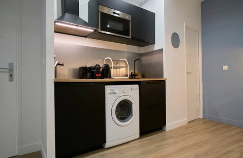Lille Apartment | Equipped studio in the heart of the stations