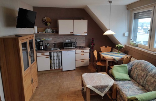 Rhede Apartment | Erich studio apartment with garden view - Ferienwohnung Rhede