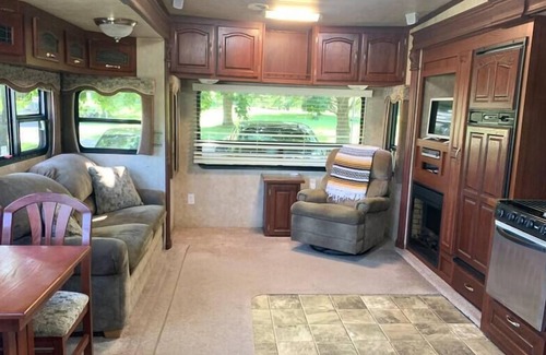 Brockport House | Erie Canal with boat ramp, on golf course