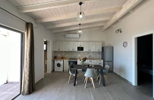 Frinion Apartment | Eris Apartment - 2 Bedroom Apartment