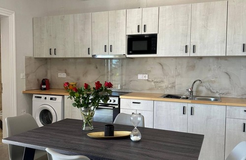 Frinion Apartment | Eris Apartment - 2 Bedroom Apartment