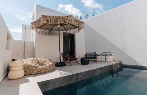 Messaria Villa | Erthā Suites with private pools