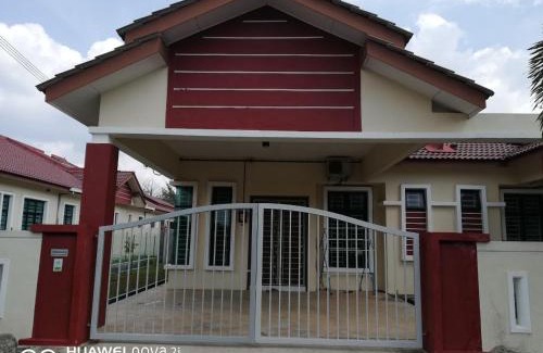 Malacca City House | Eryna Homestay Melaka