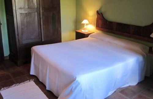 Sant Sadurni de l'Heura Cottage | Self catering Can Met Viu for 6 people