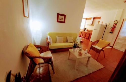 Alojera Apartment | Wonderful views of the sea and the mountains