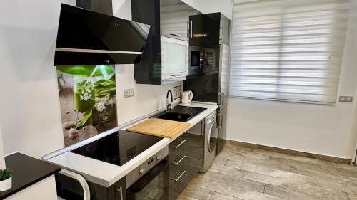 Carihuela House | Escapada de Relax y Diseño con Piscina y Barbacoa