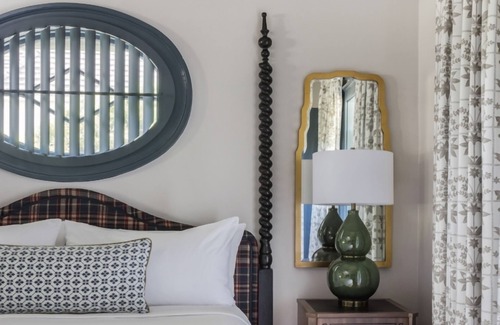 Adairsville Hotel | Escape & Rejuvenate in 4 Charming Cottages w/Amenities Indoors and Outdoors!