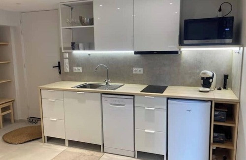 Belgentier Apartment | Escape to Provence