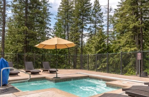 Whitefish Cabin | Escape to Ptarmigan Village. Ski, bike, hike @ Whitefish MT Resort, 6 mins away!