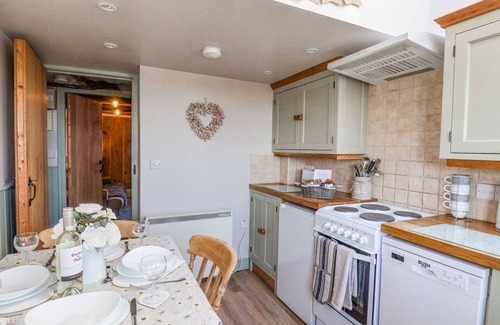 Briggswath Cottage | ESME'S COTTAGE, pet friendly, character holiday cottage in Whitby