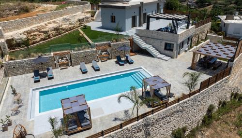 Kournas Villa | Esotico Escape Villa