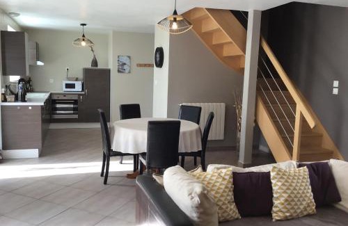 Saint-Evarzec House | Espace Acu-Nature