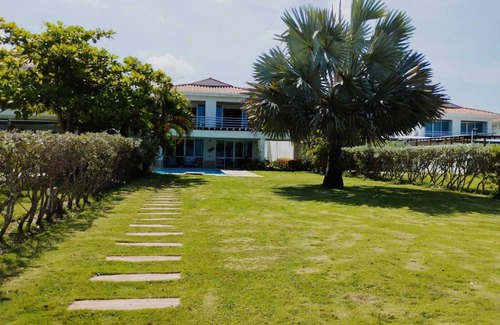 Arroyo de Piedra House | Espectacular Casa en Cartagena con Acceso Directo a la Playa