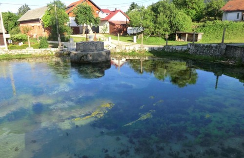 Vrelo Korenicko House | Ethno House Izvor