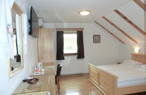 Vrelo Korenicko House | Ethno House Izvor