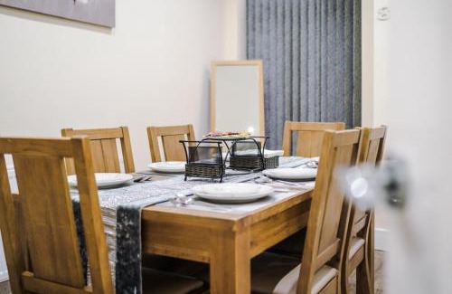 Openshaw House | Etihad Stadium - Coop Live Arena Stay - Free Parking
