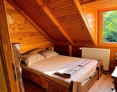 Mladenovac House | Etno kuća Mezul