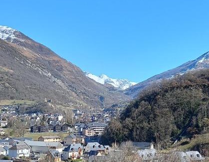 Luz-Saint-Sauveur Apartment | EUGENIE DE LUZ, T2 4 personnes, belle vue, avec parking