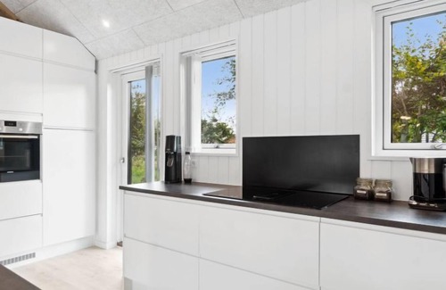 Fjellerup House | "Eunike" - 450m from the sea by Interhome
