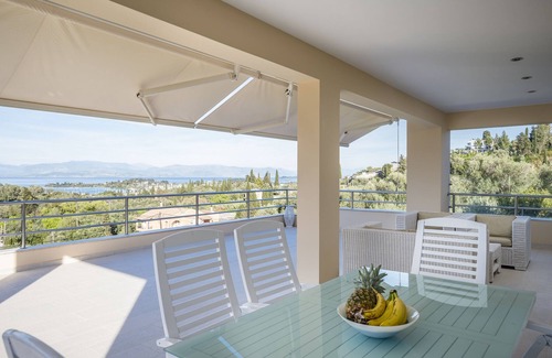 Gouvia Apartment | Euphoria Seaview Residences with Shared Pool - Superior Apartment