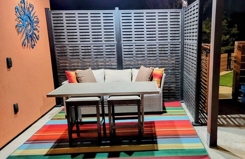 San Ramon House | EV Charger, High-speed Internet, 3 Br 2 Bth stylish Dublin remodeled townhome.