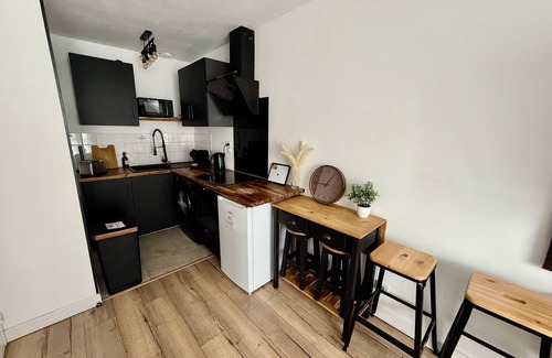 Aucamville Apartment | Evasion chic à Aucamville - Attractive modern T2 - Secure private parking-Clim