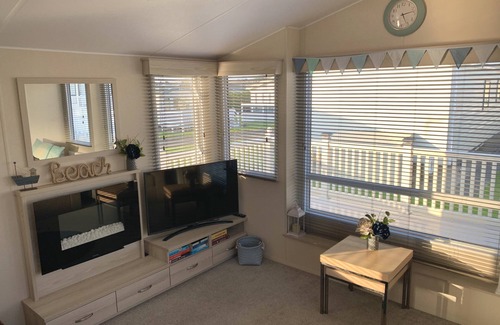 Friars Cliff House | ‘Everglade’ - a cosy coastal retreat by sea and by forest