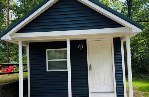 Wellston Cabin | Evergreen Escape 1 bed cabin near Tippy Dam, Trails, Lake Mi, Manistee River NEW