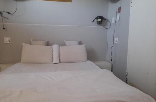 Westonaria House | Evergreen Guest House Westonaria Town