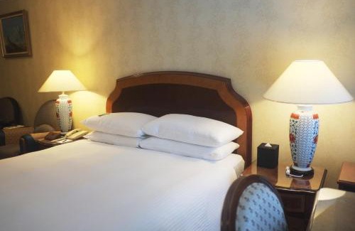 Zhongshan Hotel | Evergreen Laurel Hotel Taipei