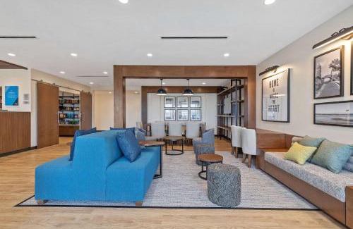 Corona Hotel | Everhome Suites Corona