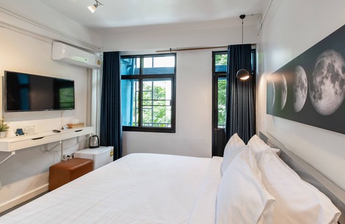 Silom House | Every Surawong