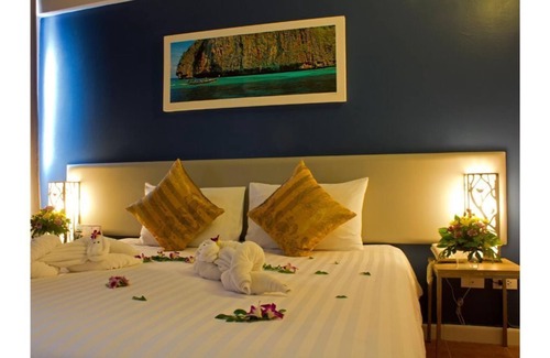 Karon Hotel | :) Excellence location, Standard room #14, Karon beach
