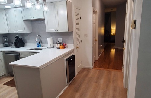 Columbus Park - Andrew Square Condo | Excellent 2 bedroom condo in South Boston