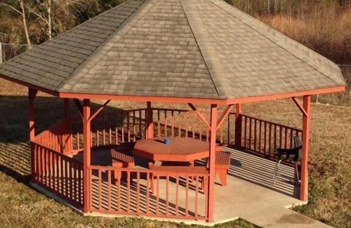 Cabot House | Excellent Choice! w/Free Parking & Breakfast, Pet-friendly Property!
