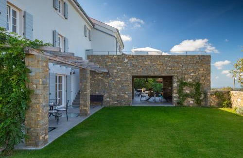 Momjan Villa | Exceptional 5 Star villa with breathtaking views, Sauna and fitness studio