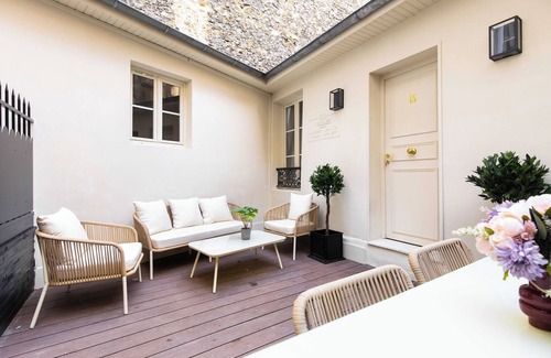 Quartier de Rochechouart Apartment | Exceptional apartment - 3BR/8P - Pigalle