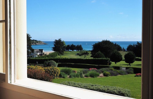 Saint-Cast-le-Guildo Apartment | Exceptional 140 m² duplex classified * facing the beach and golf course!