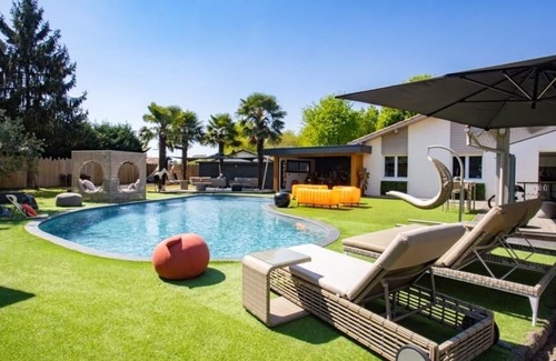 Benesse-Maremne House | Exceptional villa with heated swimming pool and pool house