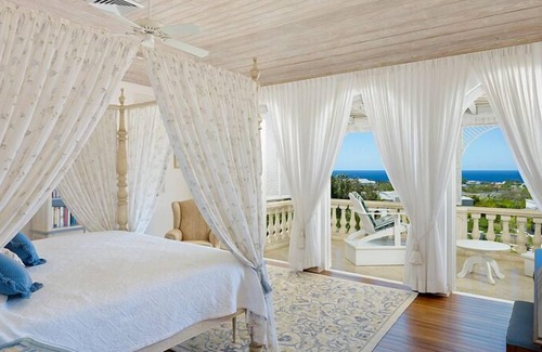 Westmoreland Villa | Exceptionally Styled Six Bedroom Six Bathroom Property