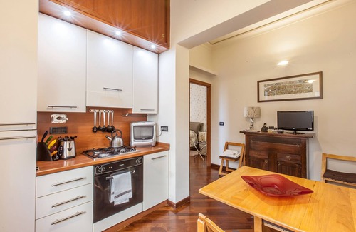 Rione VI Parione Apartment | Exclusive Apartment In The core of Historic Center of Rome - NAVONA Square