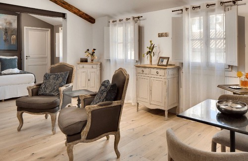 Avignon City Centre Hotel | Exclusive B&B Suites, Apartments, Spa & Fitness The Augustinian House an