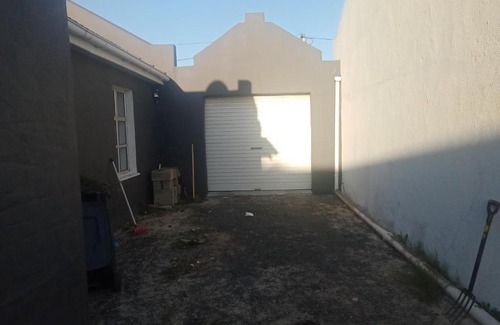 Trawal Bed & Breakfast | Exclusive Guest House