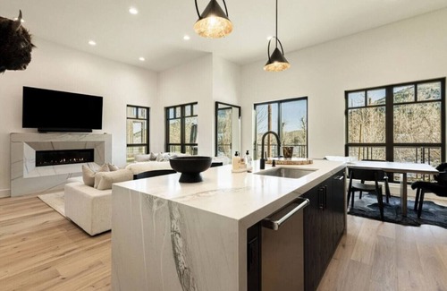 Park City Villa | Exclusive Mountain Views, Hot Tub, near Ski Lifts