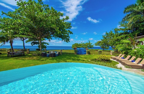 St. Ann's Bay House | Exclusive Oceanfront Villa in Charming Jamaican North Coast Resort Town