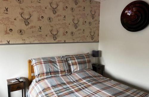 Forres Apartment | Exclusive Private double room, en-suite wet room Private entrance