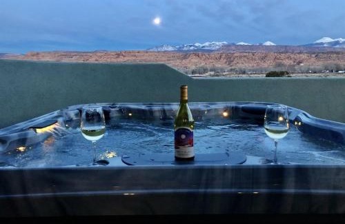 Moab South Valley House | Exclusive Retreats White Rim 6 Bedoom All Suites