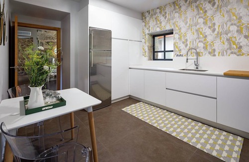 Meis Cottage | EXCLUSIVE RURAL HOUSE WITH POOL IN LAS RIAS BAIXAS