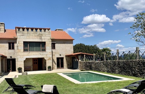 Meis Cottage | EXCLUSIVE RURAL HOUSE WITH POOL IN LAS RIAS BAIXAS